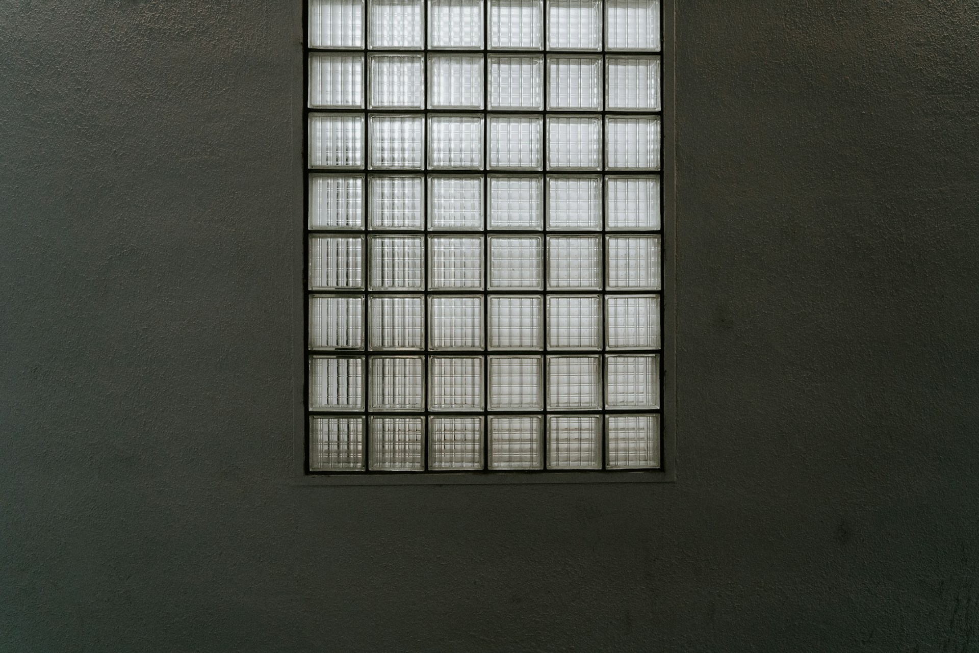 eplore-image